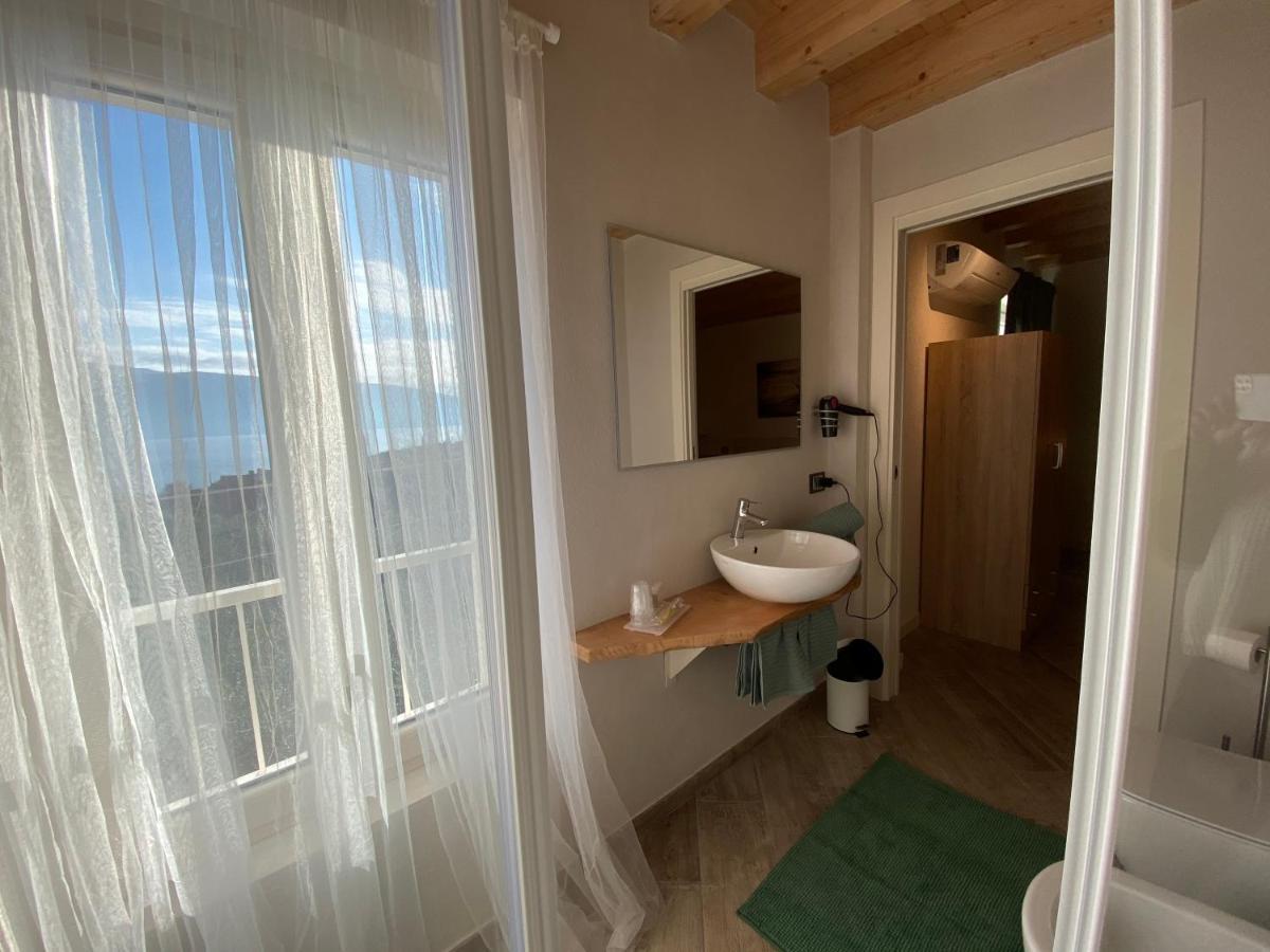 טוסקולנו מדרנו B&B Vistalago מראה חיצוני תמונה