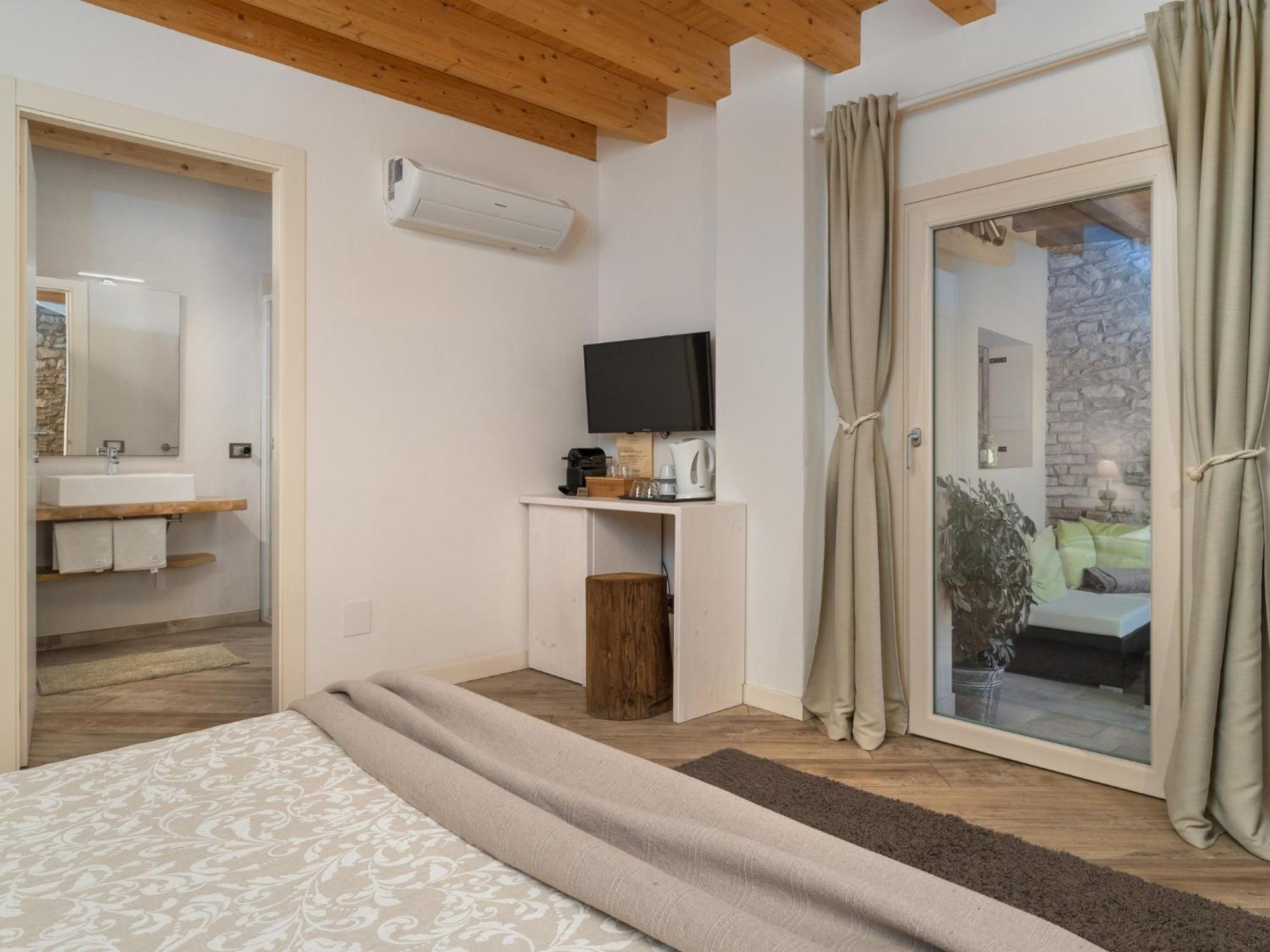 טוסקולנו מדרנו B&B Vistalago מראה חיצוני תמונה